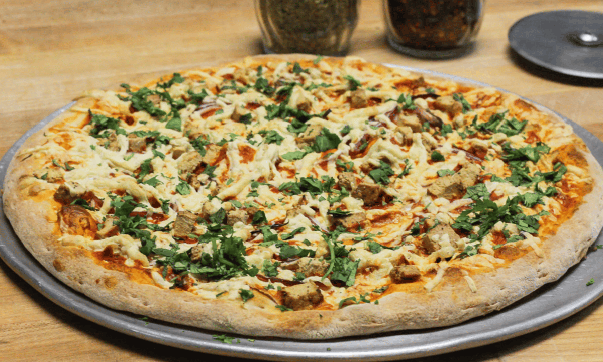 12" Vegan Buffalo Chicken Pizza