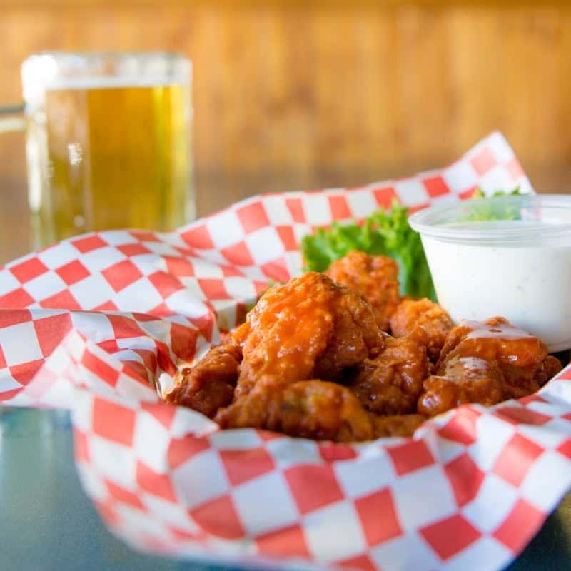 Chicken Wings w/Fries Lunch Ramona Cafe