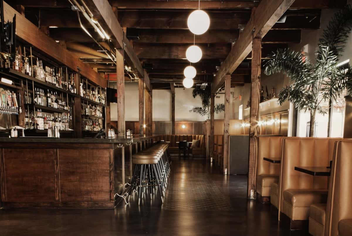 main bar