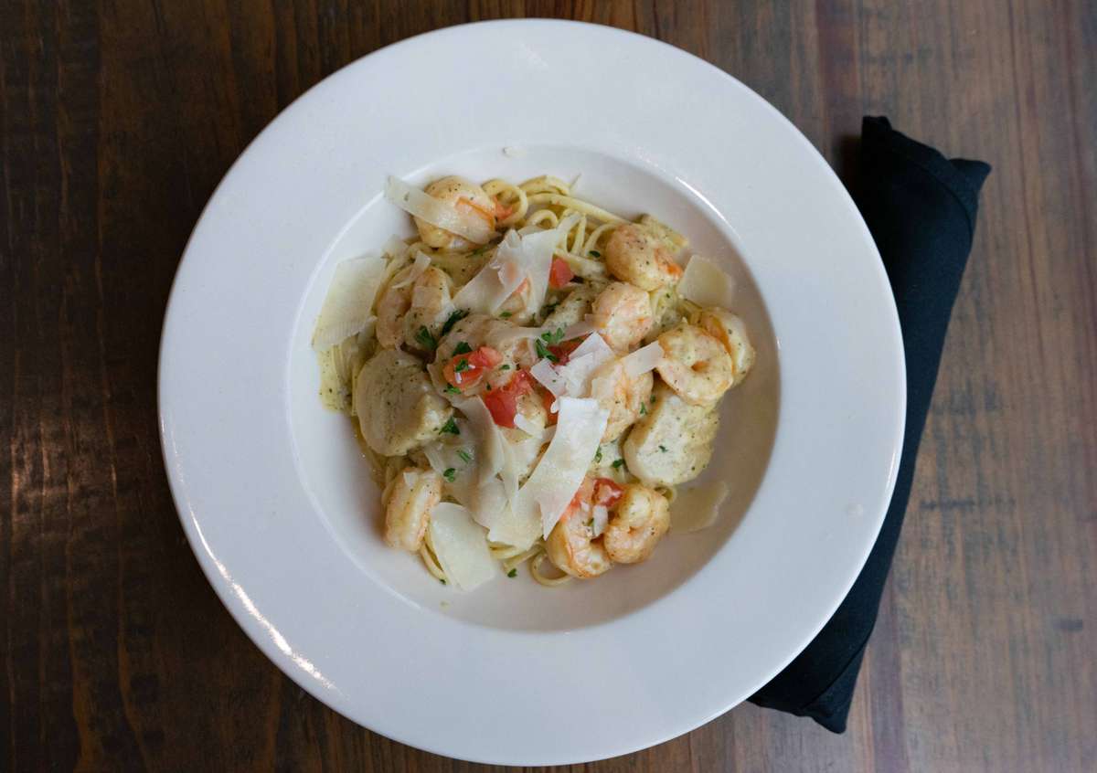 Shrimp Linguini Pesto