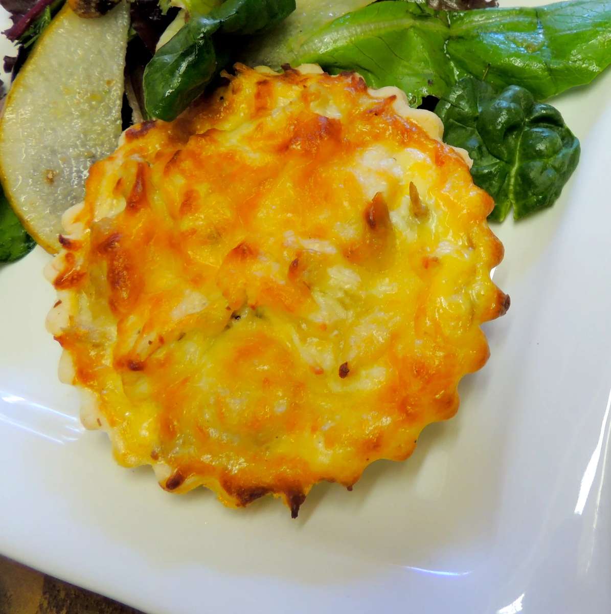 Classic Quiche with Chicken and Onions