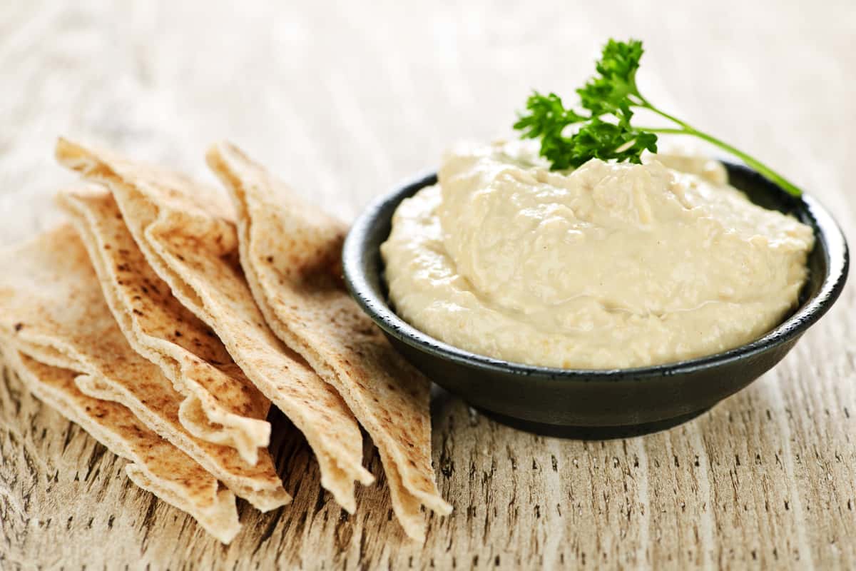 pita bread and hummus