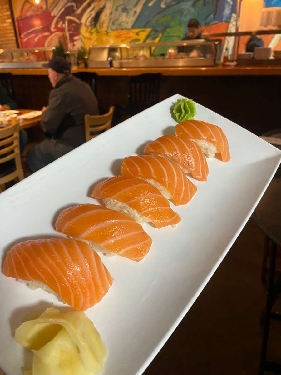 Namasake (salmon) - Japaneiros Sushi Bistro & Latin - Asian Fusion