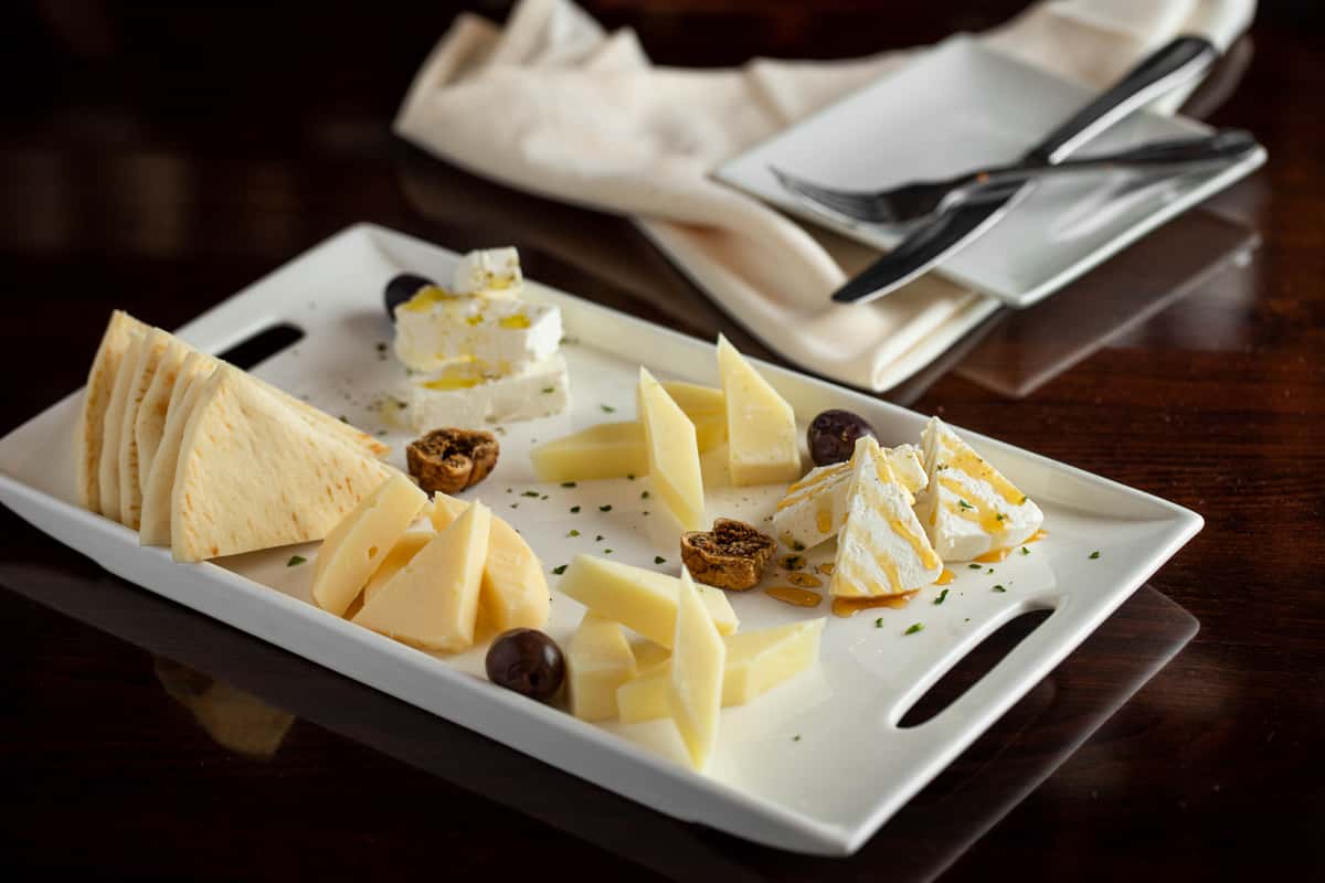 Happy Vino Cheese Sampler Dinner Menu Hapy Bistro
