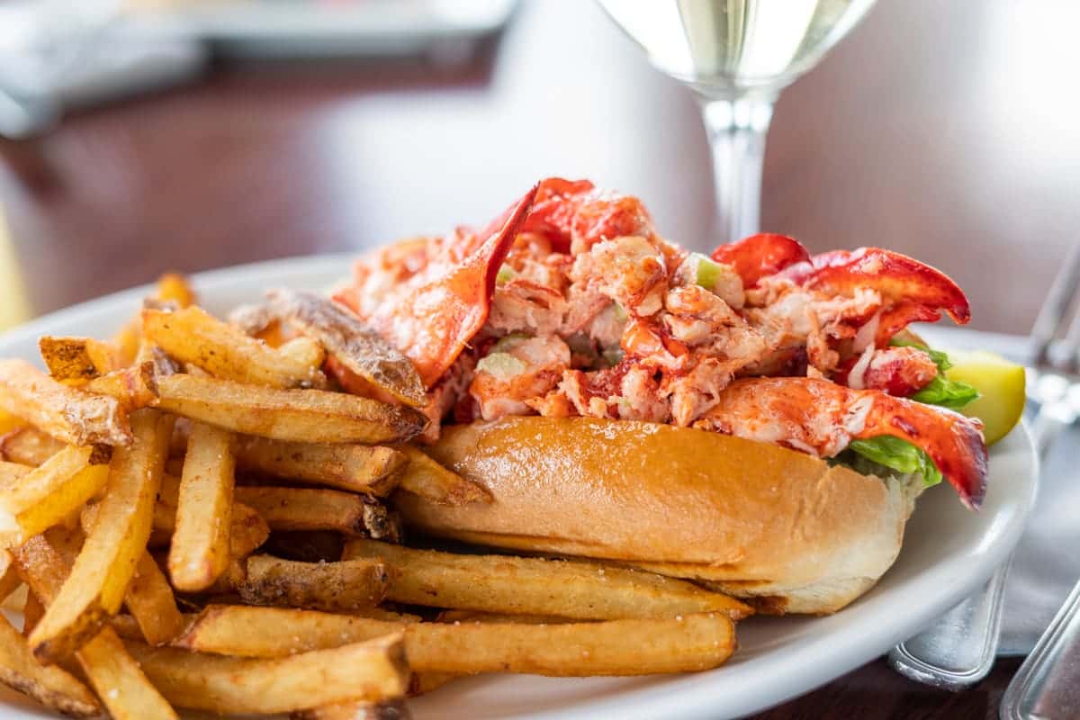 Press - Bay Pointe Waterfront Restaurant - Seafood Restaurant in Quincy, MA