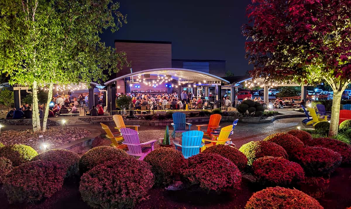Santora's Pizza Pub & Grill