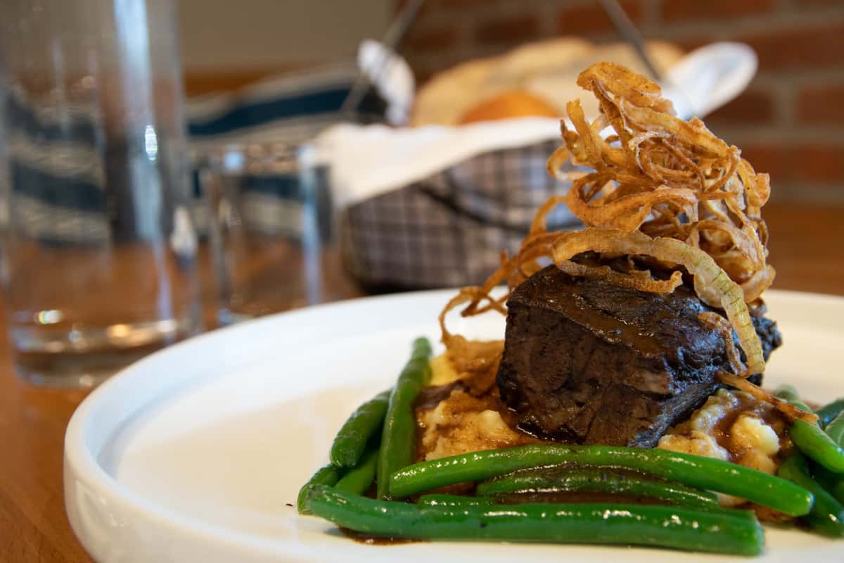 steak with veggies