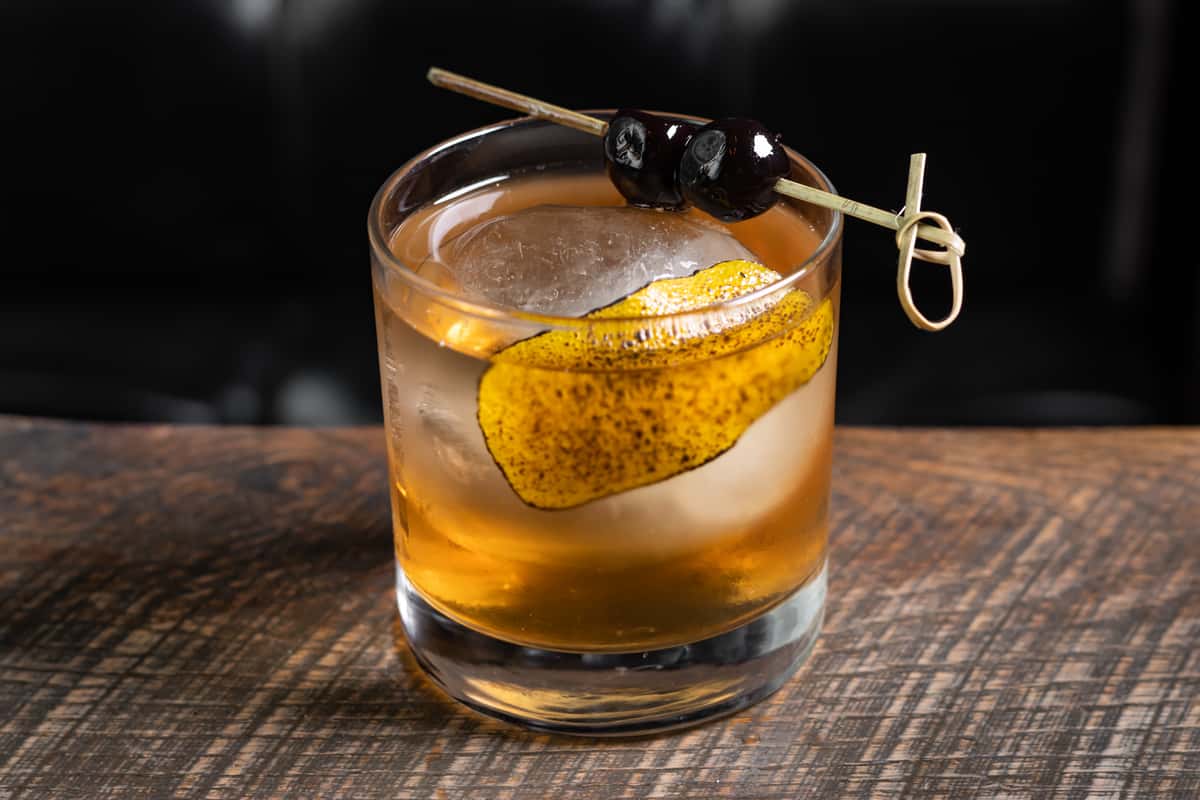 未開封 クラシックカー 酒ボトル 昭和レトロ LIMOSUINE ヴィンテージ Old Fashioned - Northside Speakeasy - Lounge & Bar in Akron, OH
