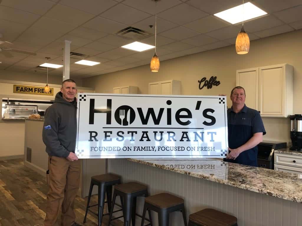 howie's restaurant sign