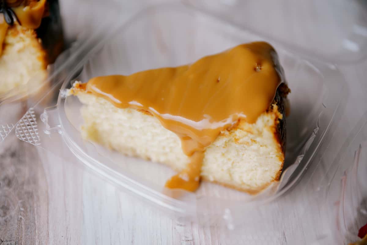 Carmel Cheesecake Slice