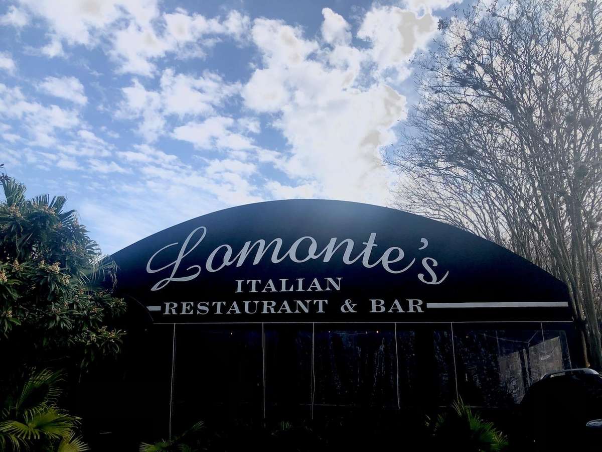 Storefront of Lomonte's