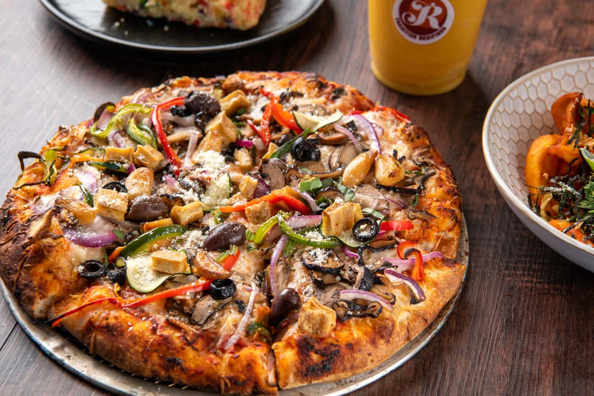 R pizza discount