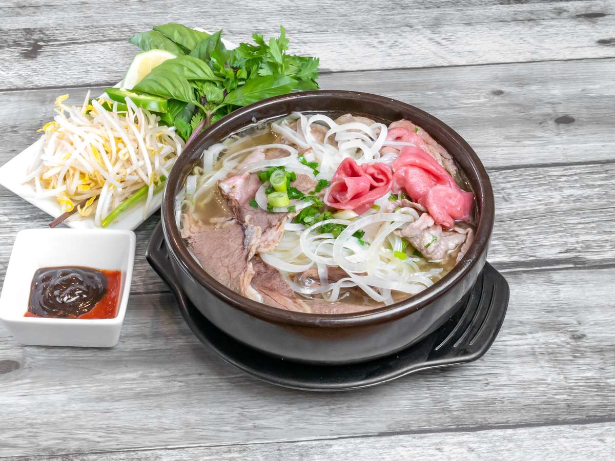 Beef Pho / Phở Đặc Biệt