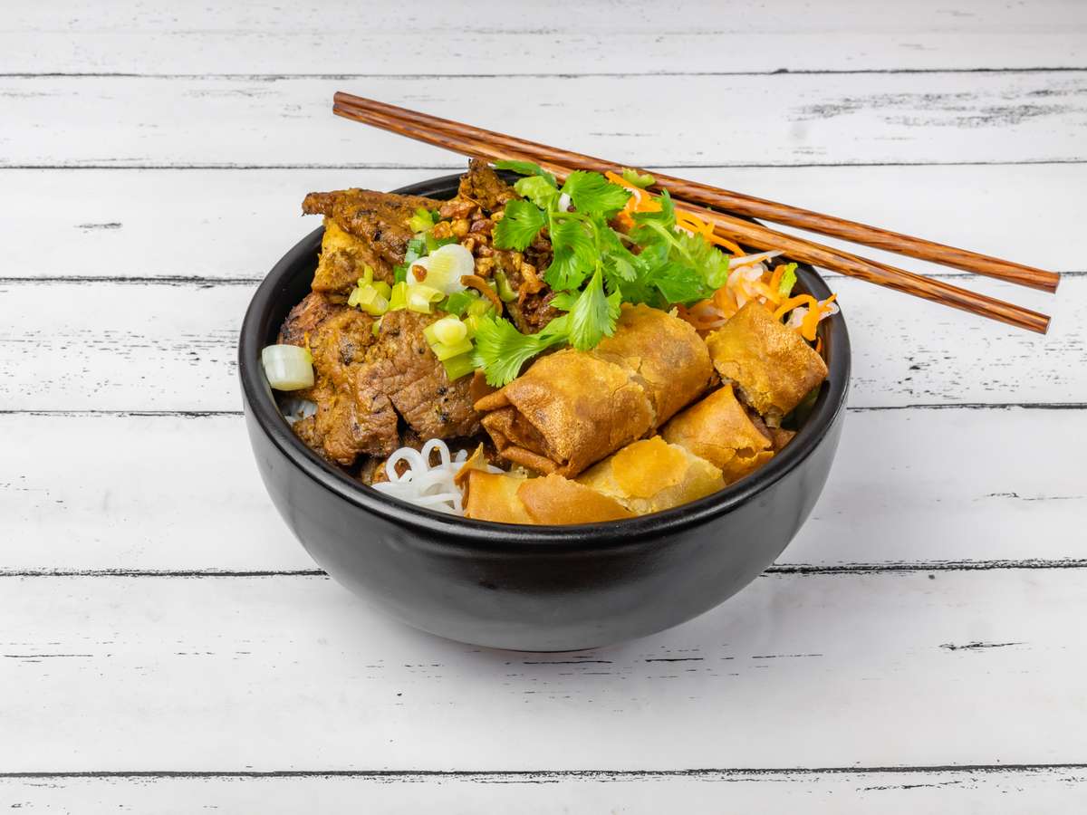 House Special Vermicelli / Bún đặc Biệt