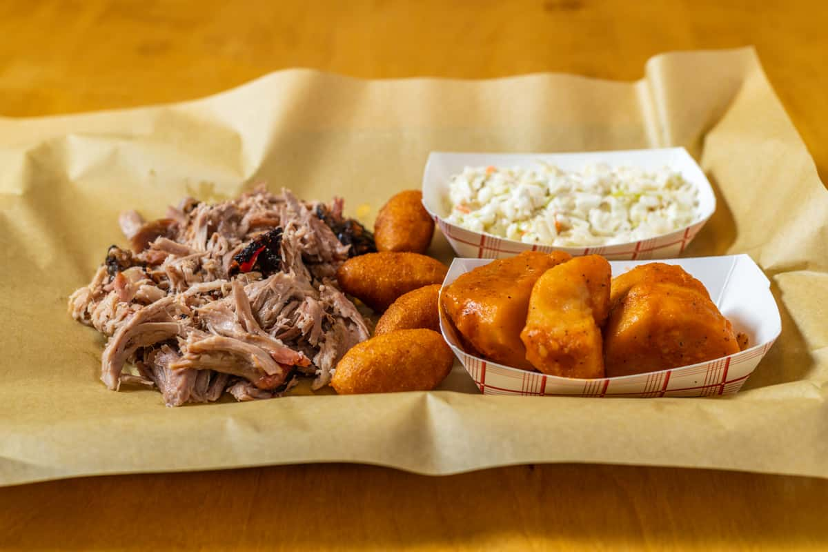 Pulled Pork Plate - Main Menu - Daddy D's BBQ