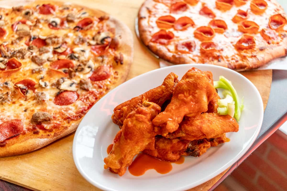 Pizza & Wings