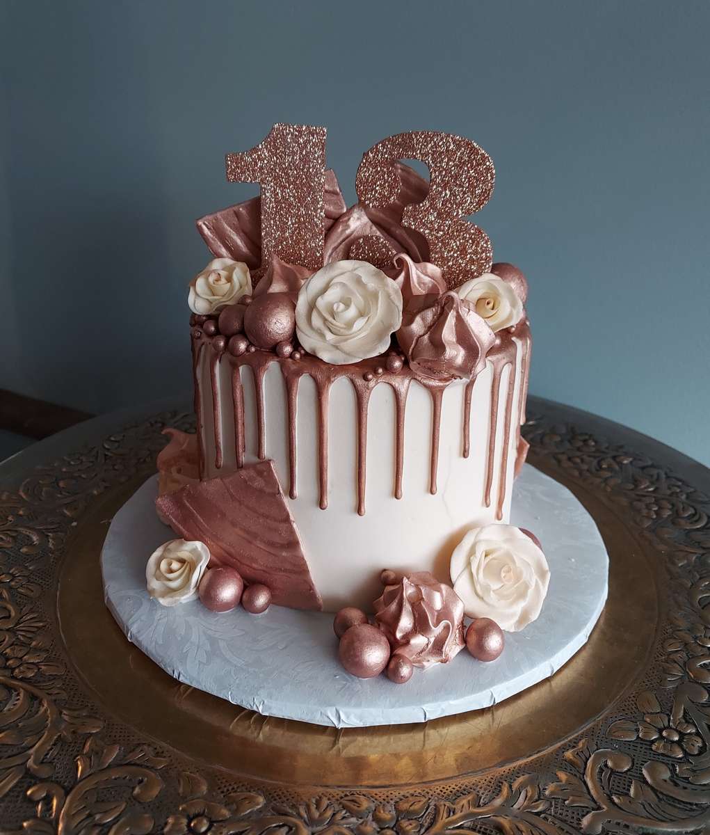 rose gold cake