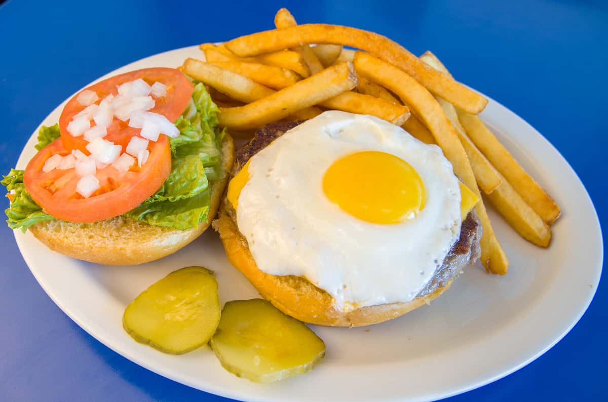 The One Eyed Cheeseburger* - Bob & Edith's Diner - Armenian