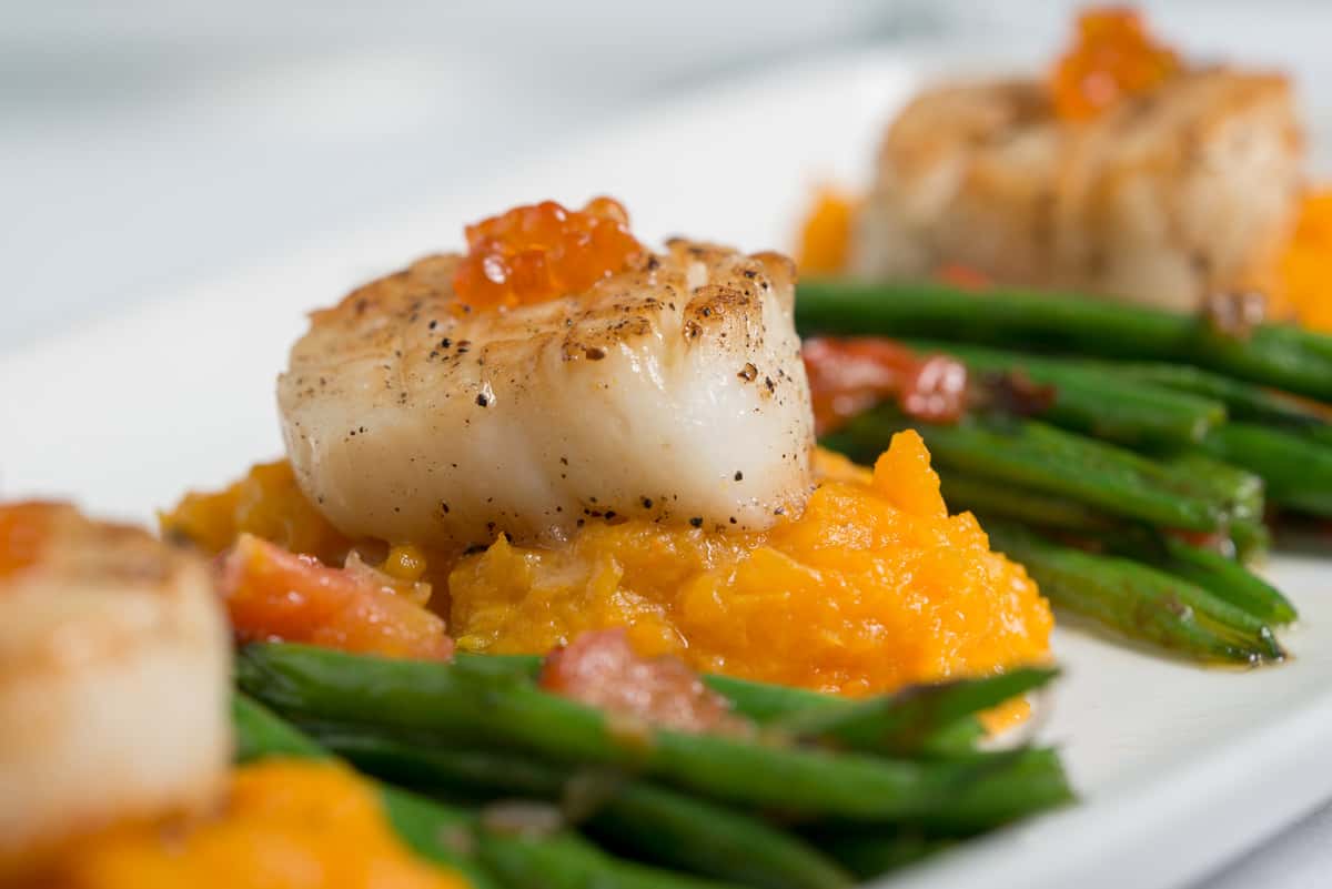 Herb Crusted Sea Scallops with Salmon Roe