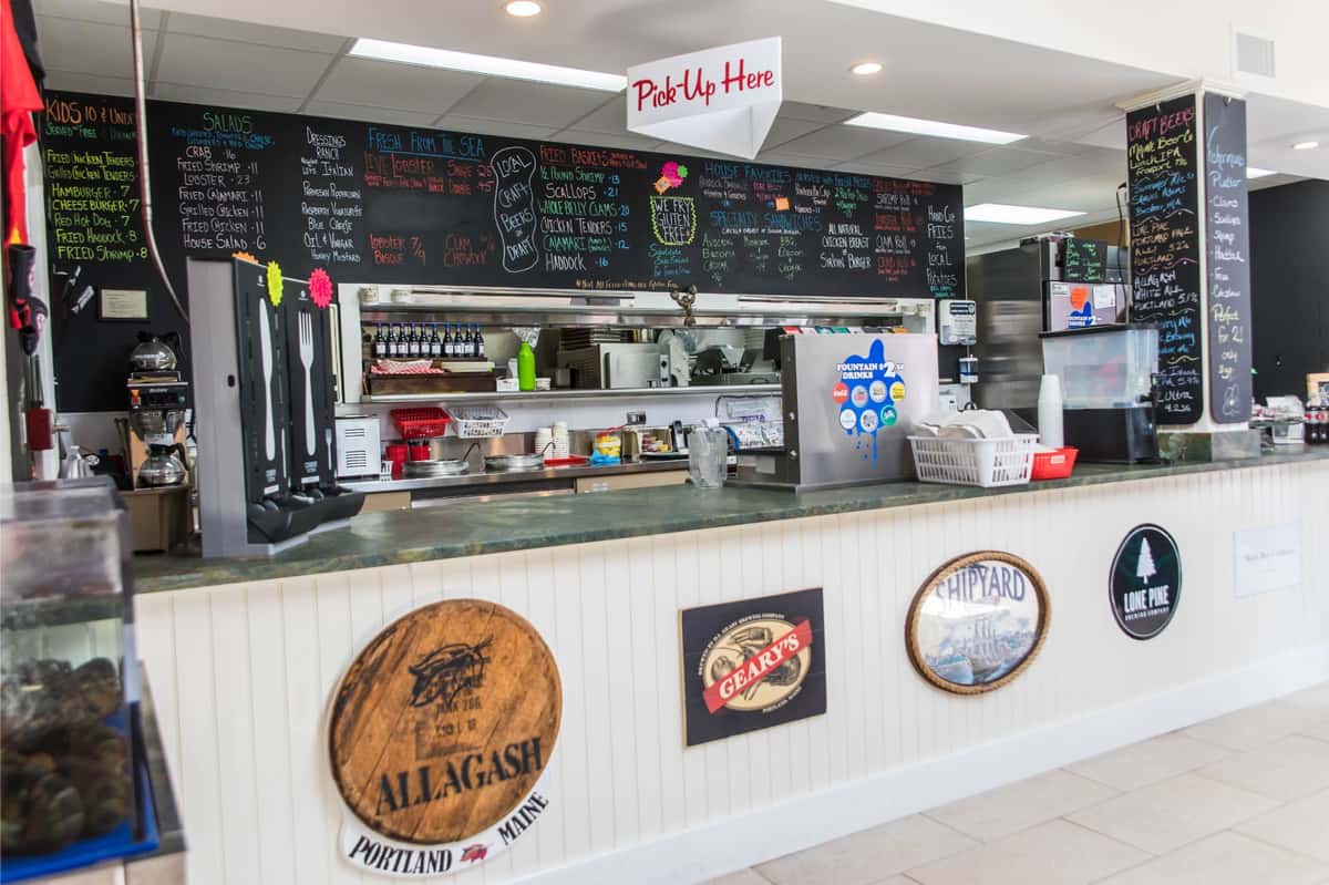 Location & Contact Lobster Cooker and Pub Seafood Restaurant in Freeport, ME