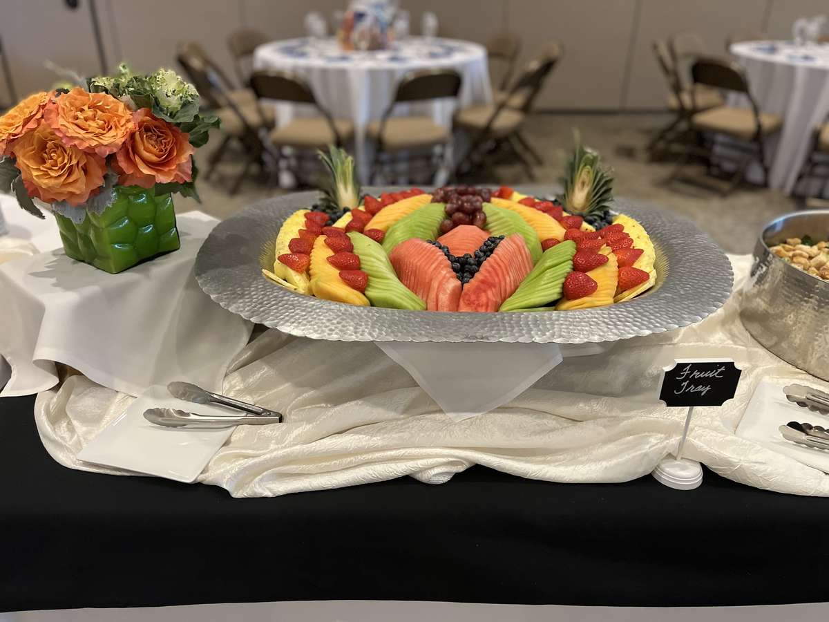 Fresh Seasonal Fruit Platter