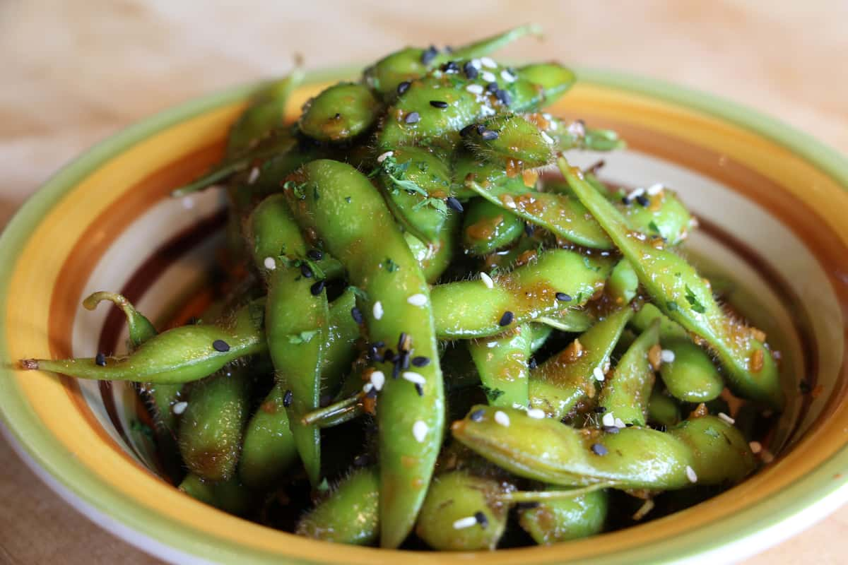 STEAMED EDAMAME SHAREABLES 17th Street Grill American Restaurant