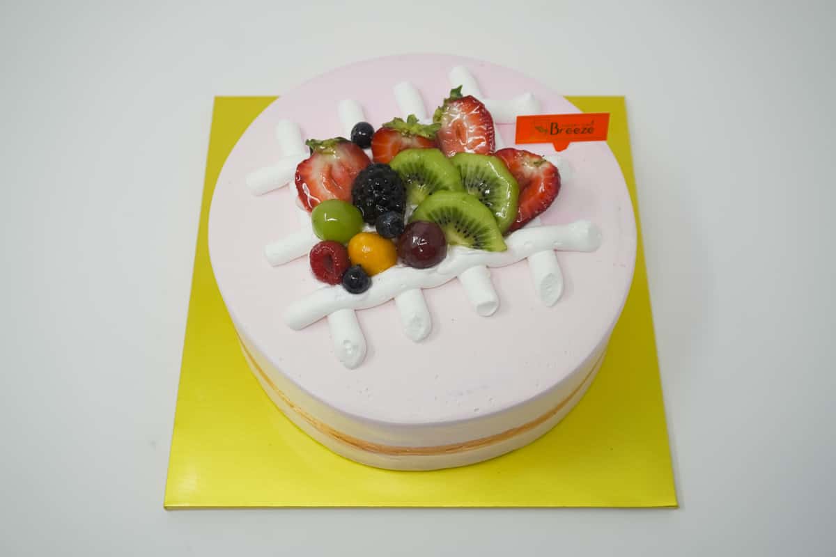 Strawberry Fresh Cream Cake - Breeze Bakery Cafe