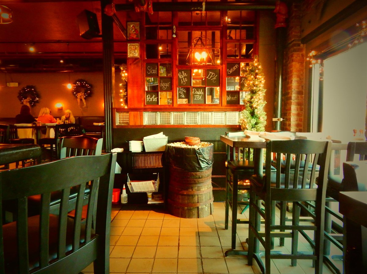 different view of the bar area