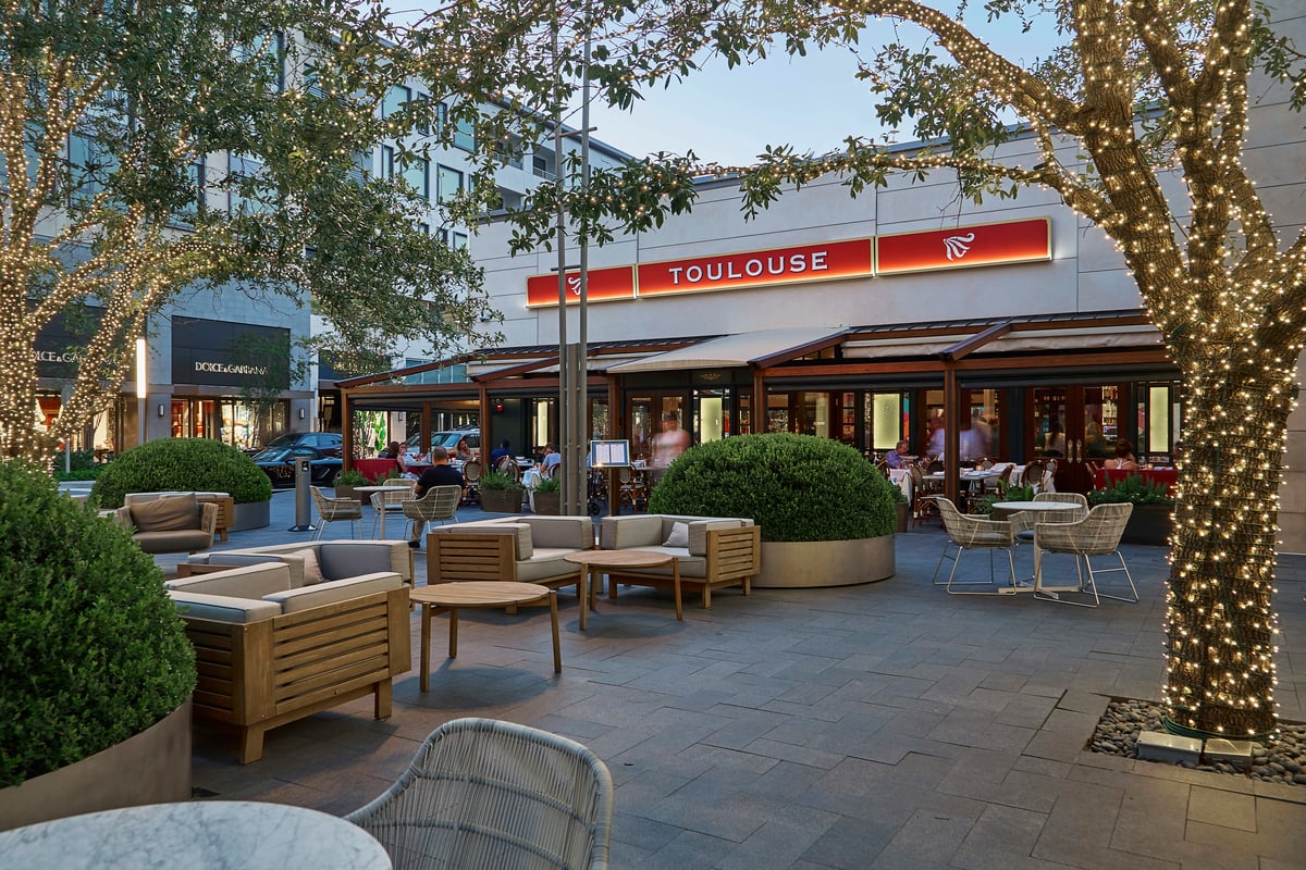 River Oaks Contact Toulouse Cafe and Bar Restaurant in TX