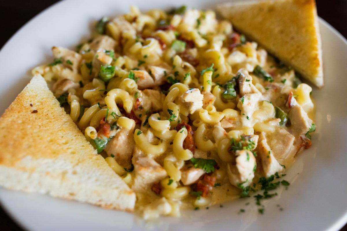 Adult Mac n Cheese
