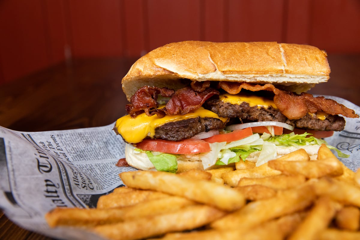 Menu Pizzeria Menu Chop's Shop Pizza Restaurant in NY