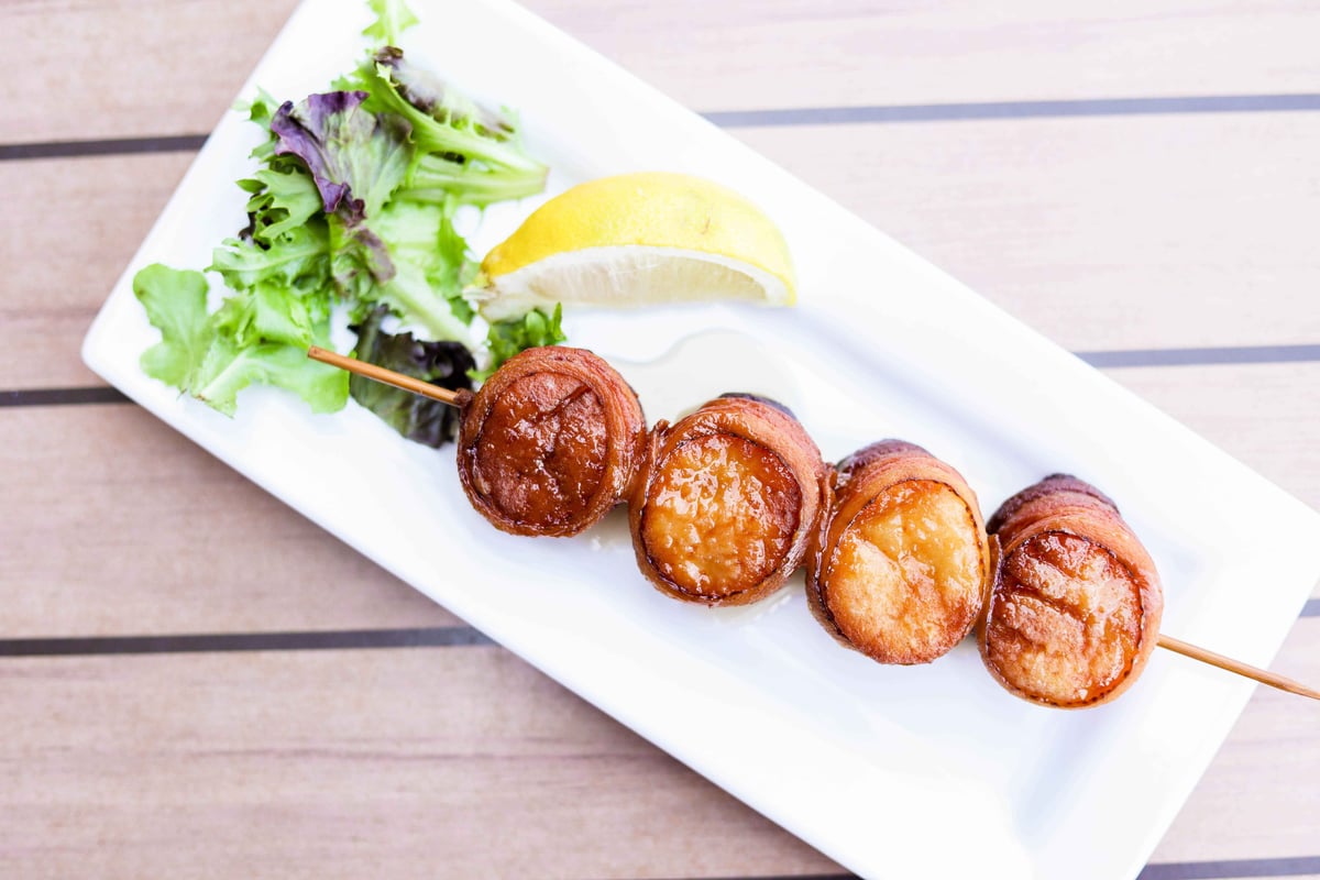 Home High Tide Restaurant and Bar Restaurant in Brewer, ME