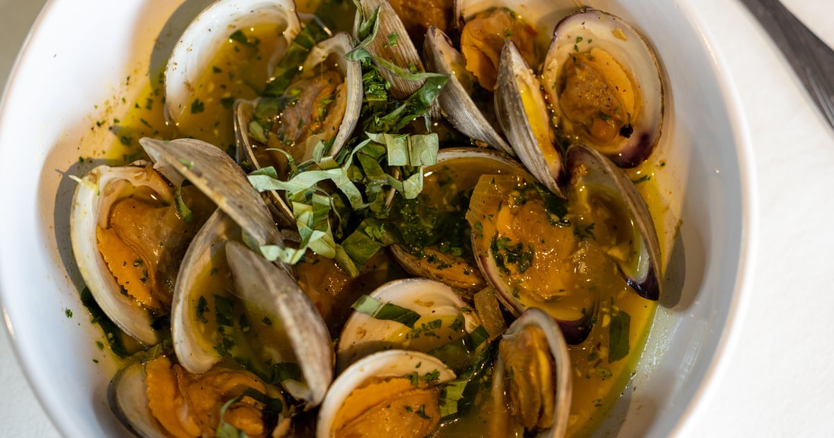 Vongole (Clams) Menu Joey's Pasta House Restaurant in Penfield, NY