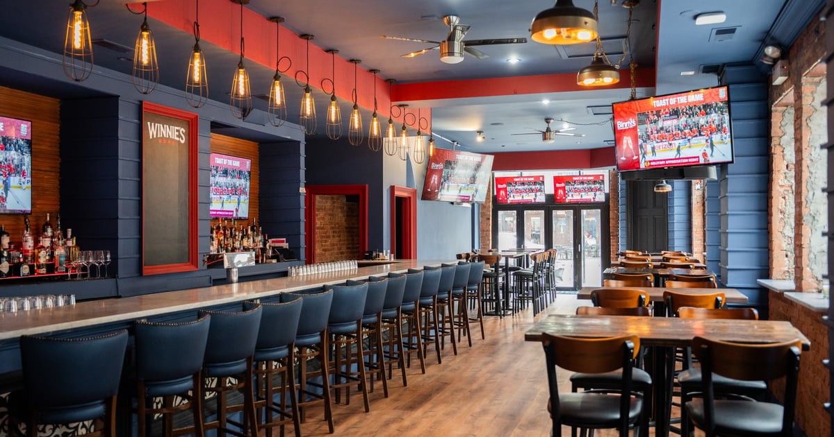 Winnie's — Old Town