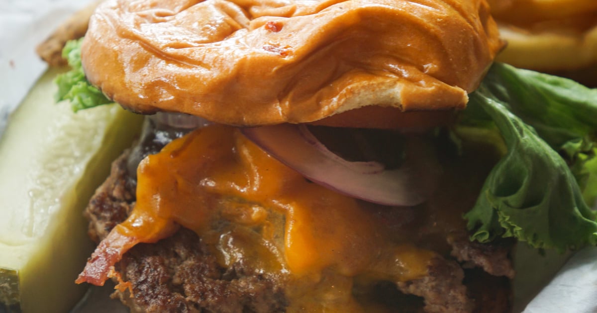 MAINE BACKWOODS BURGER* Menu Fryes Leap Cafe Cafe in Frye Island, ME