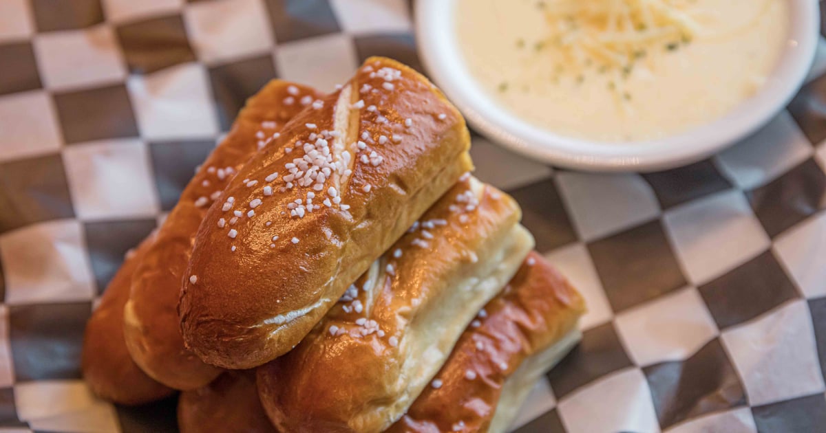 Norwood Menu Boston Tavern American Restaurant in MA