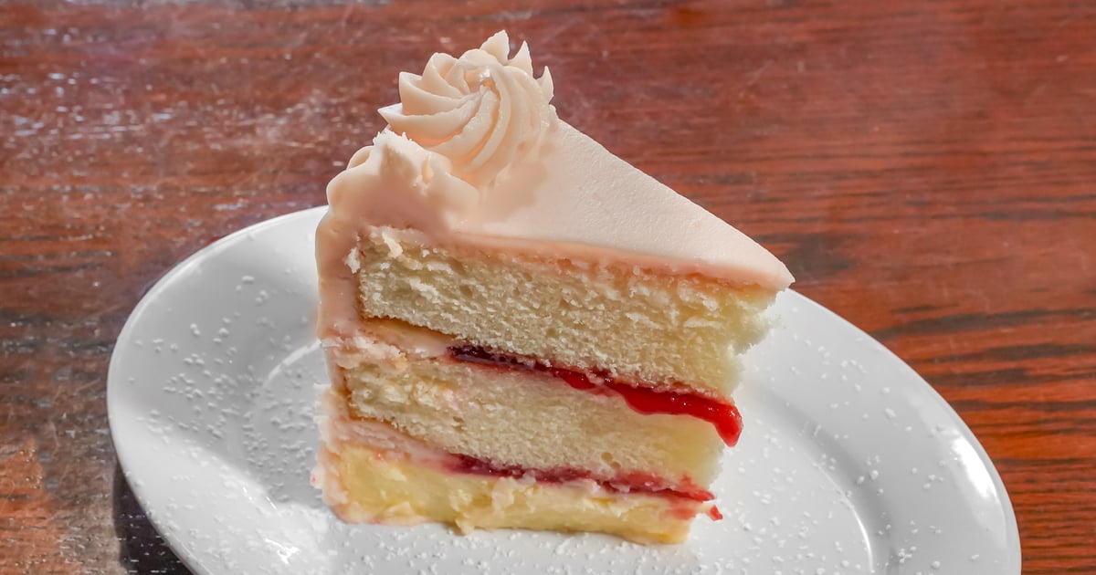 White Chocolate Raspberry Slice Desserts Biscottis Serving small