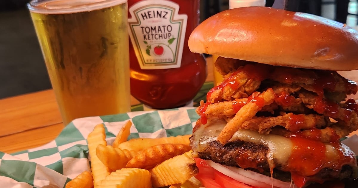 Froggers Grill and Bar Bar & Grill in FL