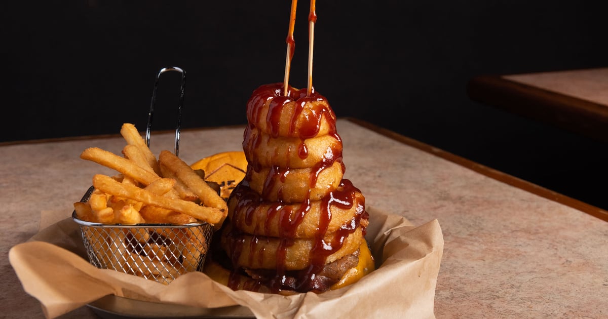 Gallery Way Point Saloon American Restaurant in Ramona, CA