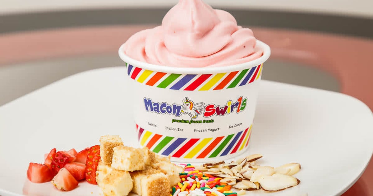 Strawberries Sensation - Menu - Macon Swirls - Ice Cream Shop in Macon, GA