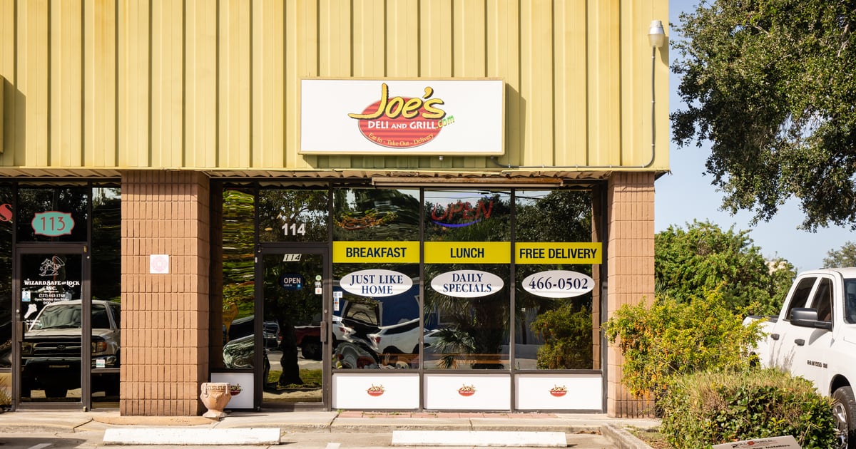 About Joe's Deli and Grill American Restaurant in FL