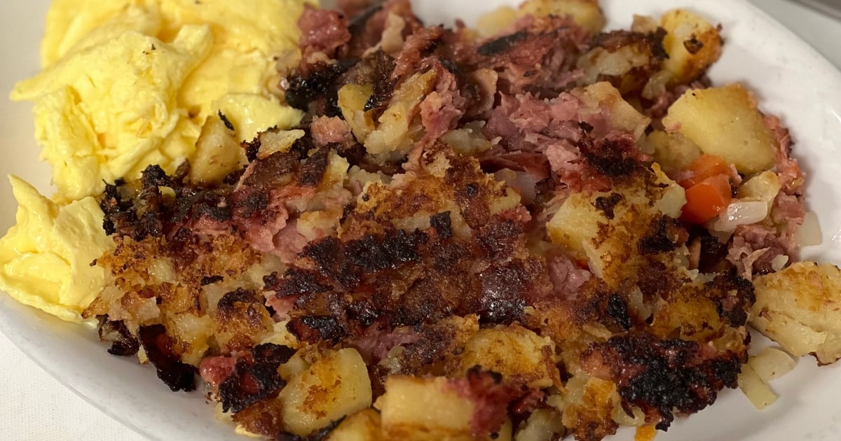 Corned Beef Hash Menu Joe’s Deli and Grill American Restaurant in Clearwater, FL