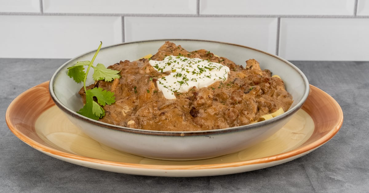 Beef Stroganoff Dinner Menu Lucky's Restaurant & Bar American