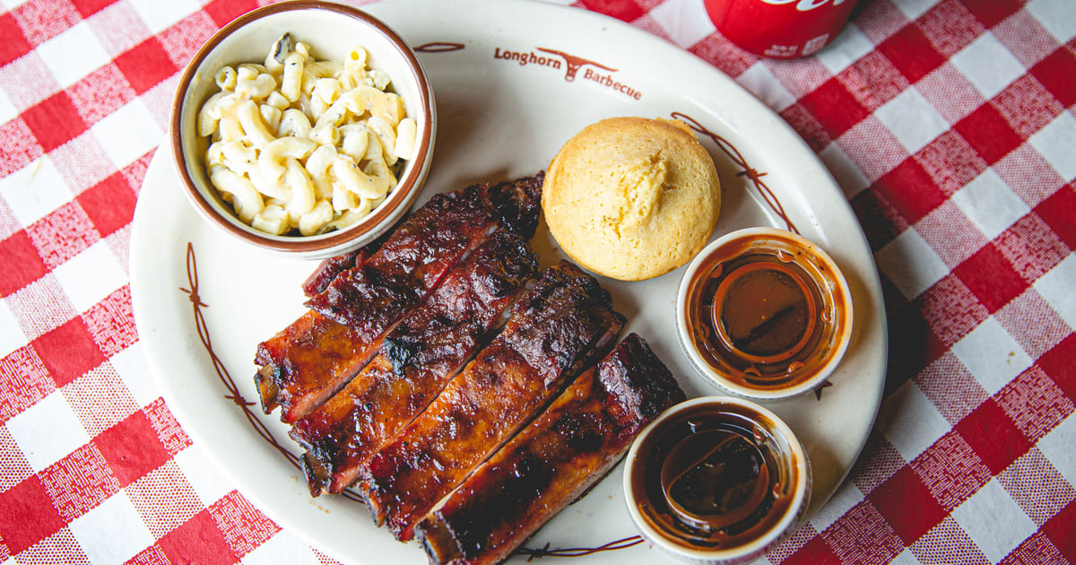 Outlaw Menu Longhorn Barbecue Barbecue Restaurant in Milton, WA