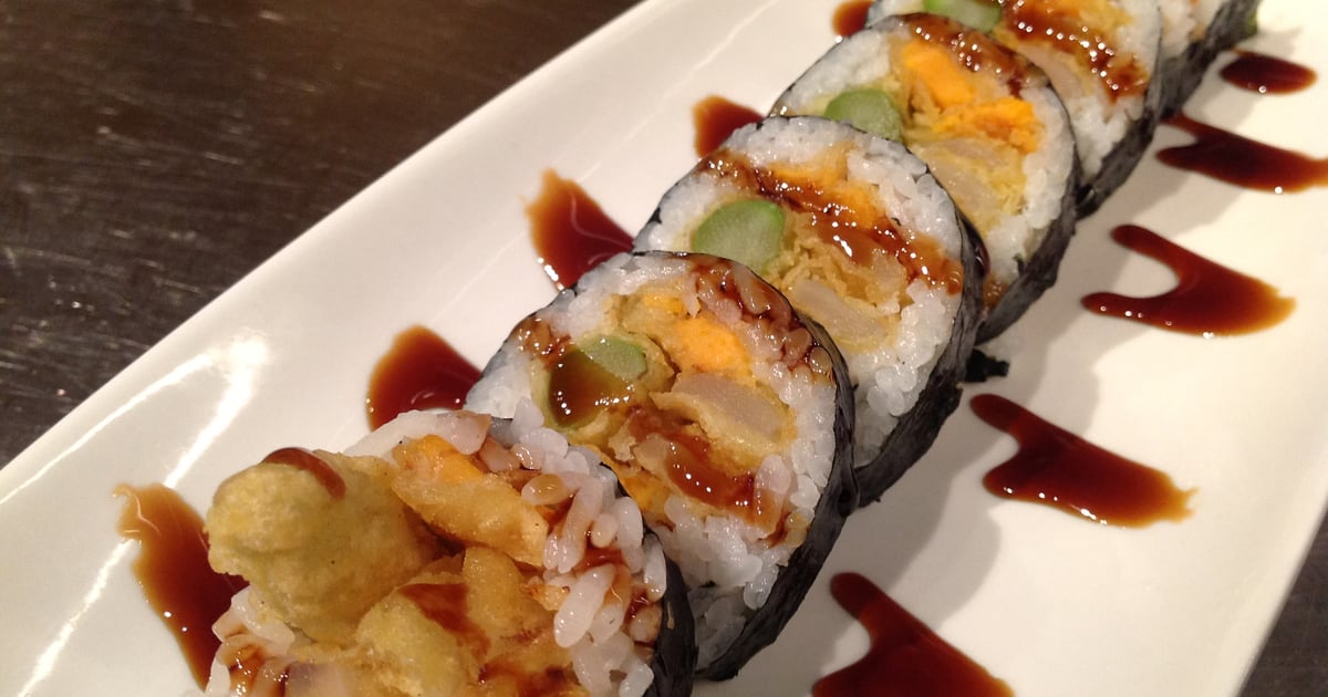 Veggie Tempura Roll Popular Sushi Rolls/Vegetarian Roll/ Combinations
