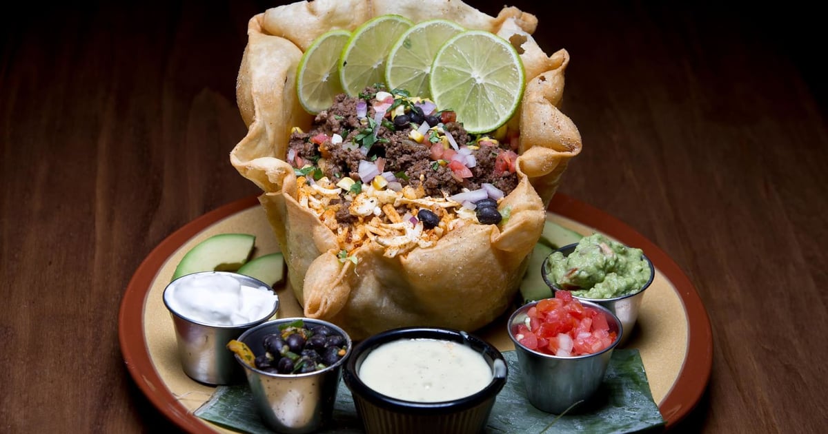 to Tomatillos! Tomatillos Southwest Grill and Tequila Bar