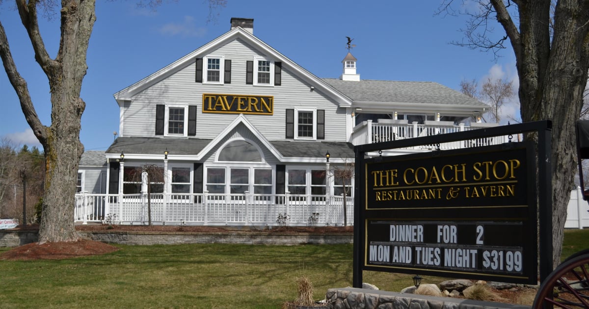 Entertainment The Coach Stop Restaurant Tavern Restaurant In 