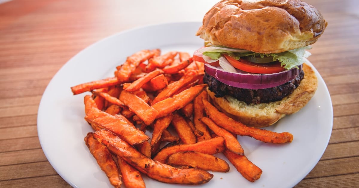 Great Food. Great Atmosphere. The Point Restaurant and Bar Sports