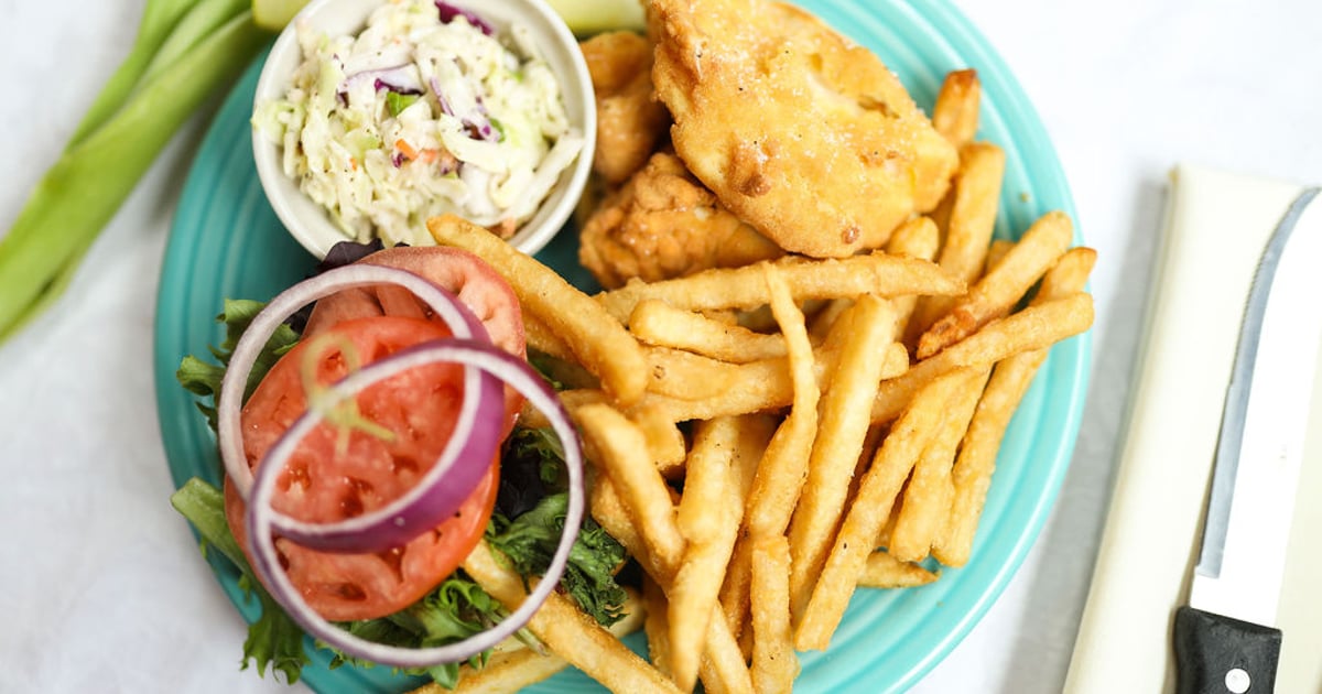 Fried Haddock Sandwich Lunch Kosta's Restaurant and Bar Bar