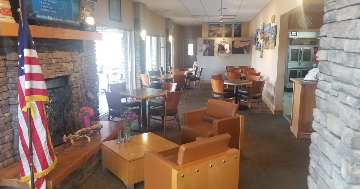 Catering Cottonwood On The Greens Restaurant in Los Alamos, NM